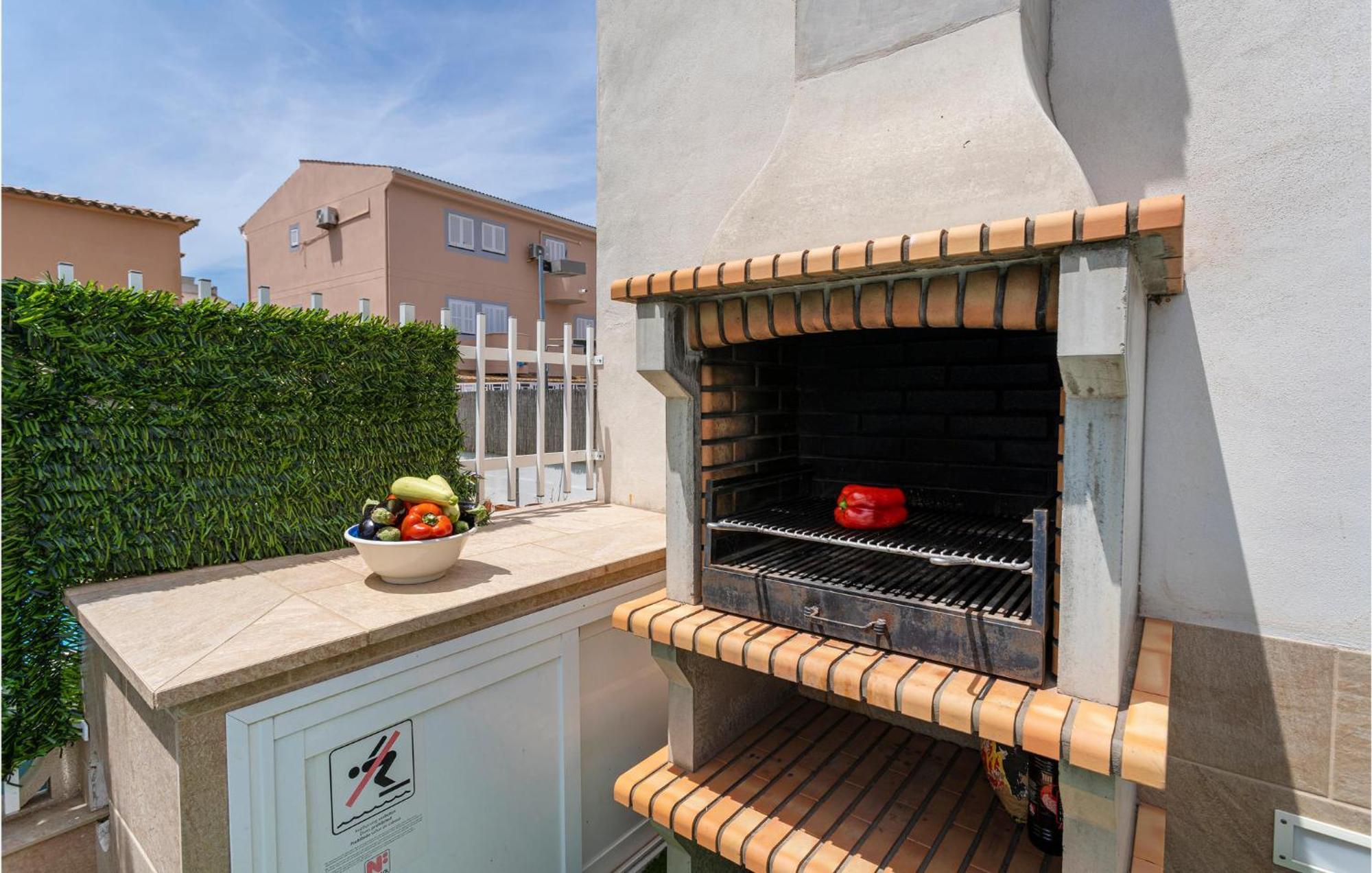 פורט ד'אלקודיה 4 Bedroom Beautiful Home In Alcudia מראה חיצוני תמונה